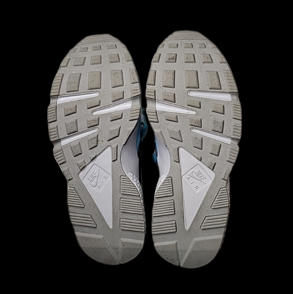 π₯ Custom Men's Nike Air Huarache Sneakers, Size 6.5, Sky Blue, Gray & Silver π₯ - Picture 6 of 7